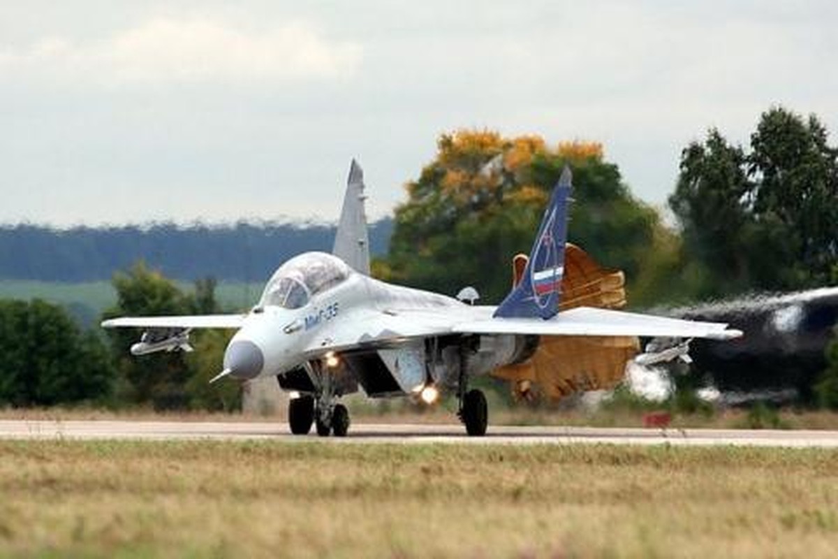 Che bai MiG-35 cua Nga... Trung Quoc xui Iran va Syria mua “quoc bao” J-10-Hinh-11