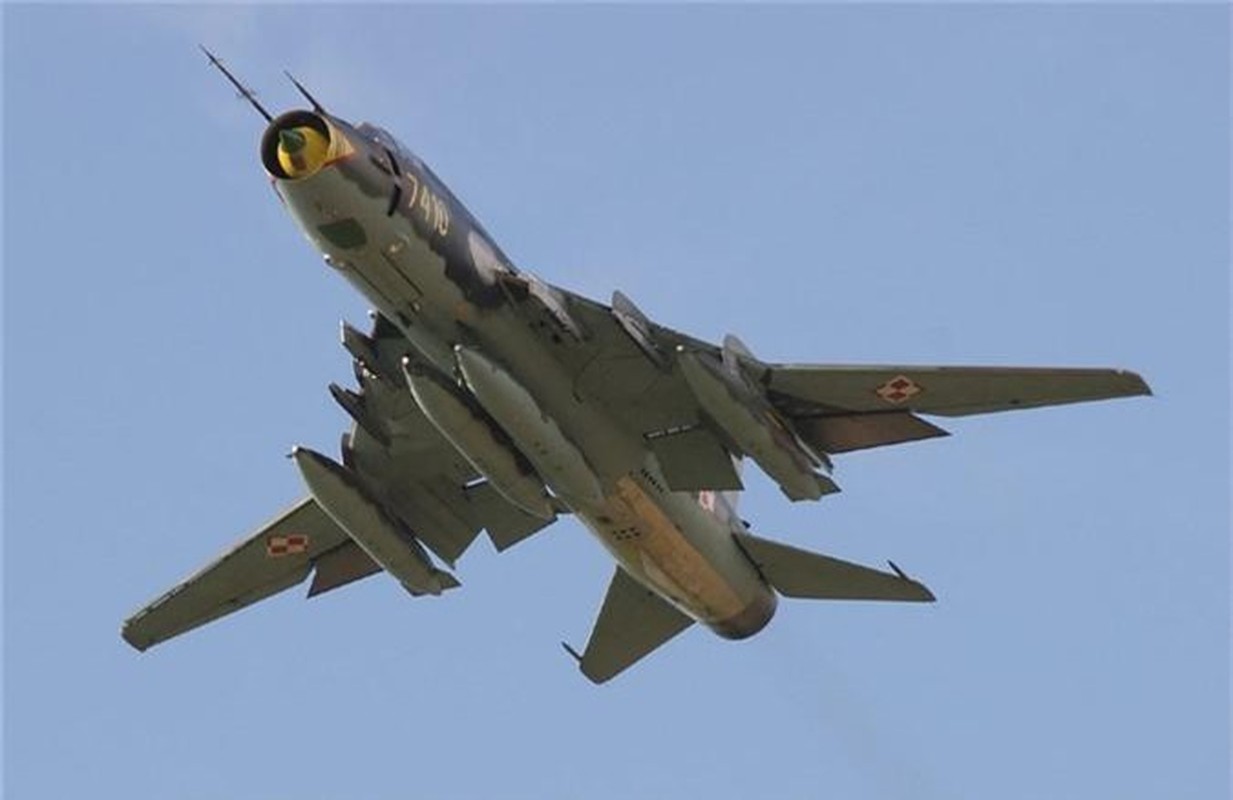 Vi sao “ong gia gan” Su-22 van la ac mong cua luc luong phien quan Syria?-Hinh-8