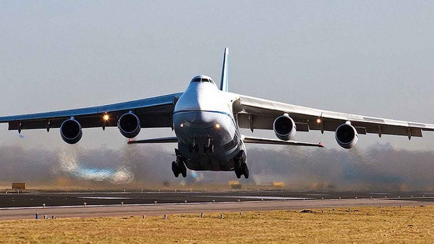 Nga kho khan khi nang cap may bay An-124 do cang thang voi Ukraine-Hinh-11