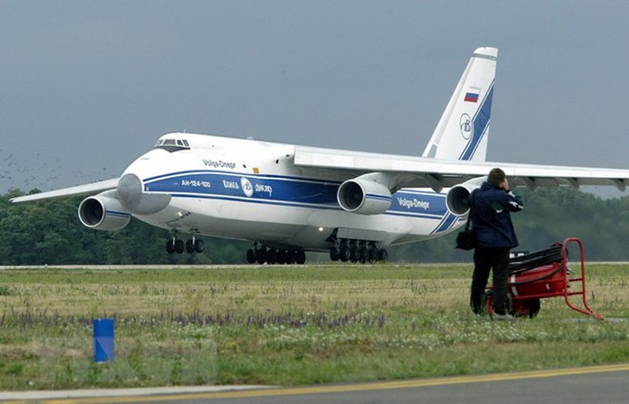 Nga kho khan khi nang cap may bay An-124 do cang thang voi Ukraine-Hinh-14