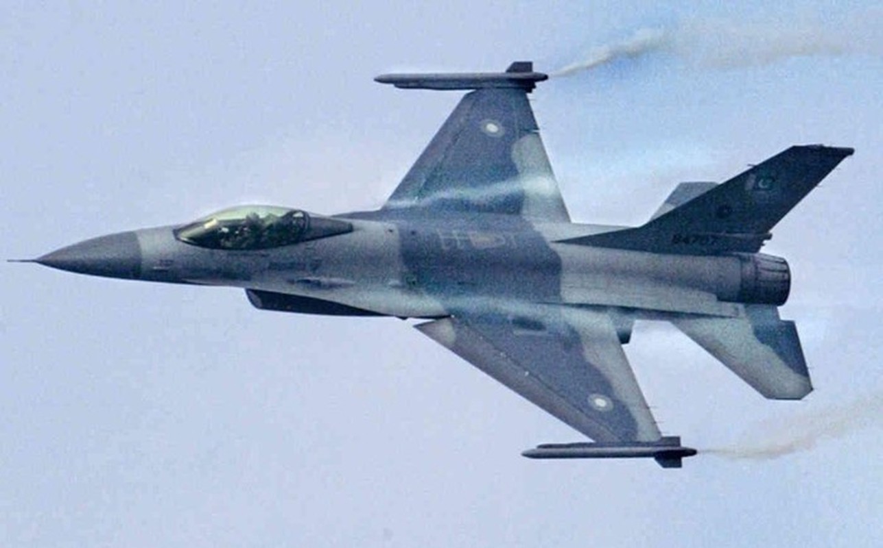 Pakistan muon thay F-16 nhung khong dem xia toi J-10C Trung Quoc: Cua re la cua oi?-Hinh-3