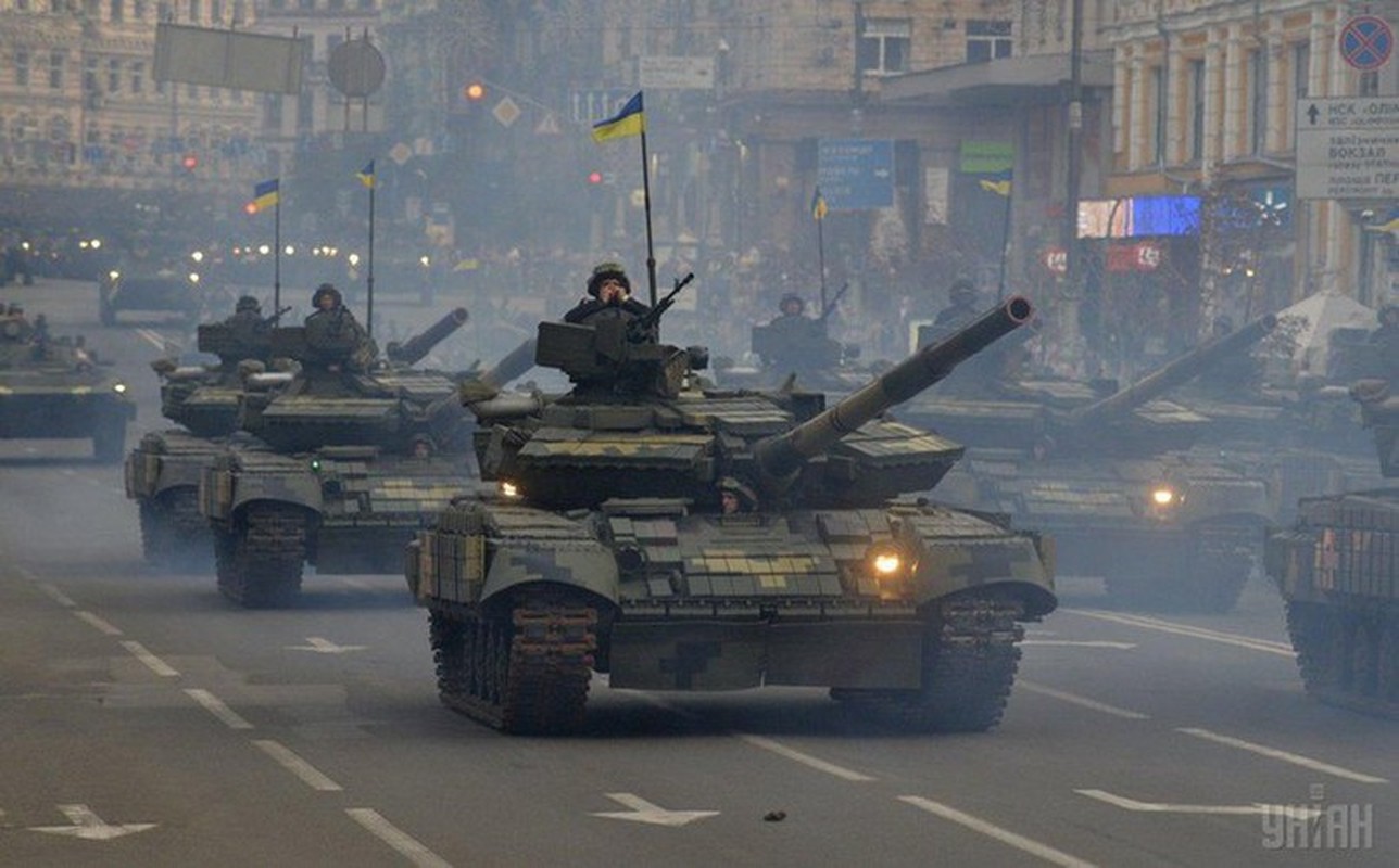 Suc manh xe tang T-64BV duoc Ukraine 