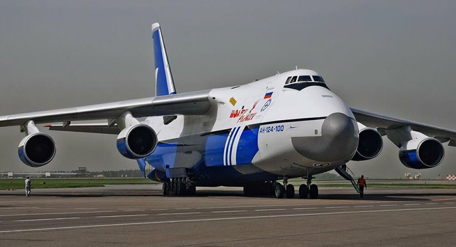 Thieu phu tung tu Ukraine, Nga van tao ky tich khi khoi phuc duoc An-124 Ruslan-Hinh-4
