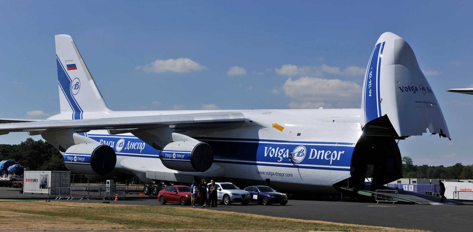 Thieu phu tung tu Ukraine, Nga van tao ky tich khi khoi phuc duoc An-124 Ruslan-Hinh-6