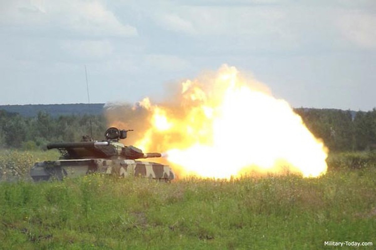 Tan dung hang thua tu Nga, Ukraine tao goi nang cap tang T-64B1M ban re khap noi-Hinh-7