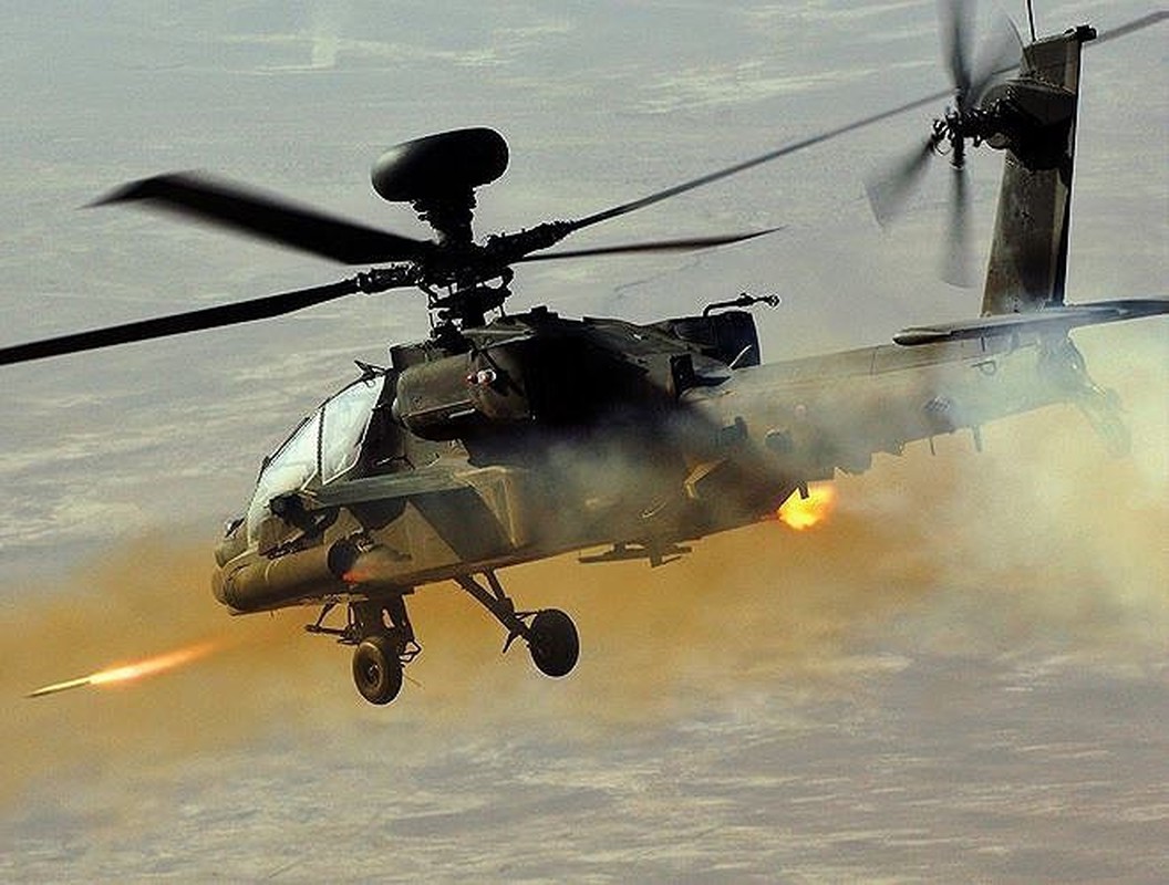 Chua kip thi uy, AH-64E Apache An Do da phai ha canh khan cap tren.. canh dong-Hinh-19