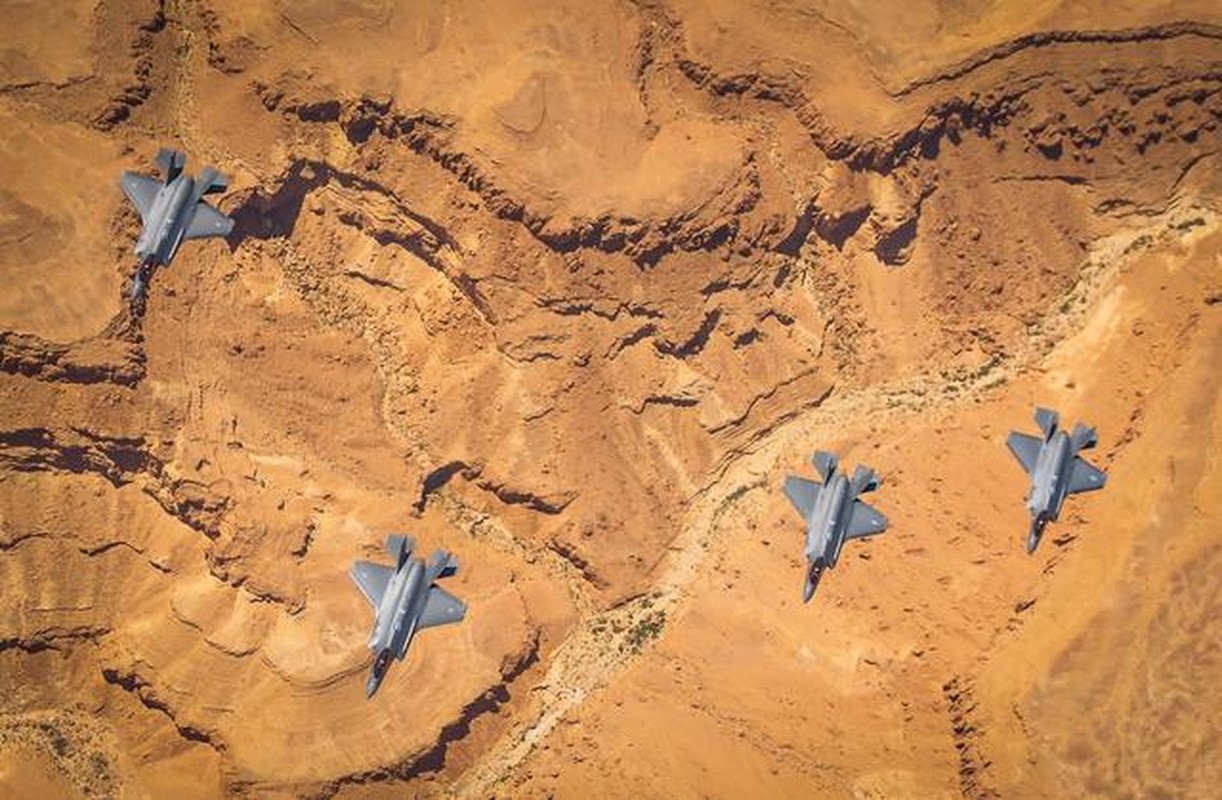 Israel lon tieng de doa se dung F-35 tieu diet het phong khong S-300 cua Syria-Hinh-11