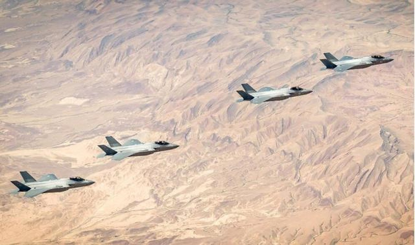 Israel lon tieng de doa se dung F-35 tieu diet het phong khong S-300 cua Syria-Hinh-6