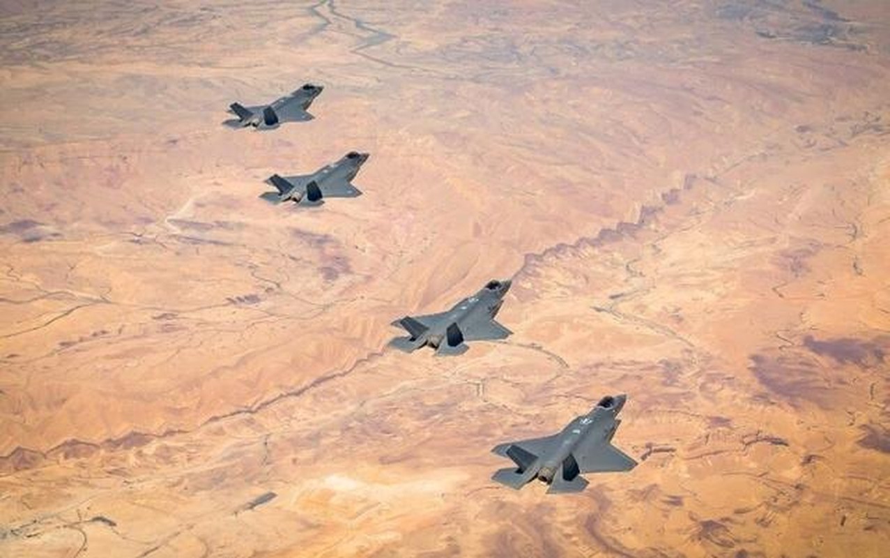 Israel lon tieng de doa se dung F-35 tieu diet het phong khong S-300 cua Syria