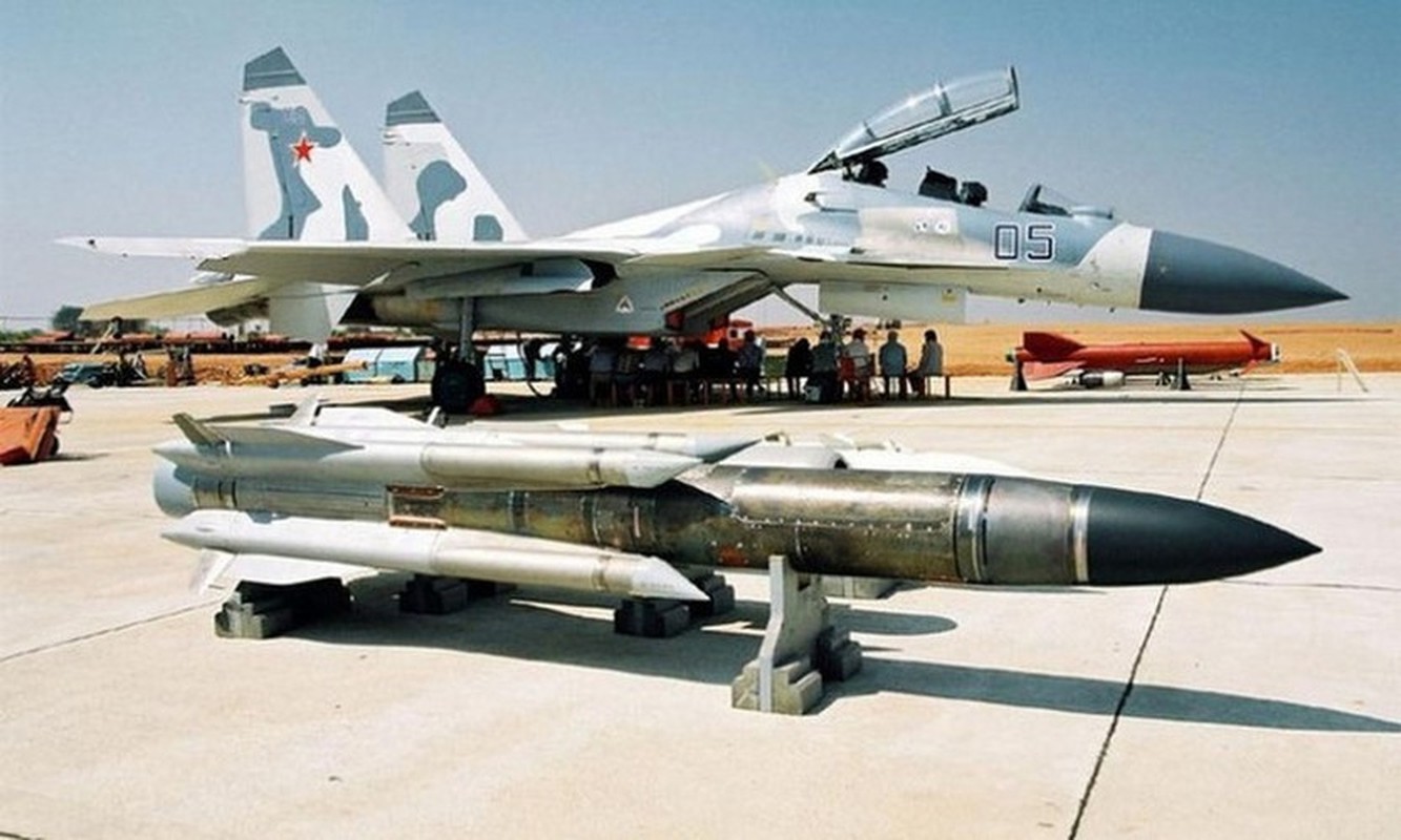 Venezuela de doa dung Su-30MK2 mang ten lua Kh-31 ban ha tau chien My-Hinh-11