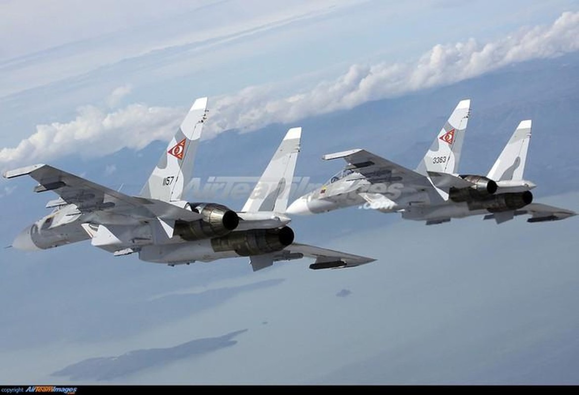 Venezuela de doa dung Su-30MK2 mang ten lua Kh-31 ban ha tau chien My-Hinh-5