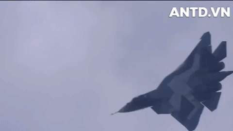 Nong: Tiem kich Su-57 