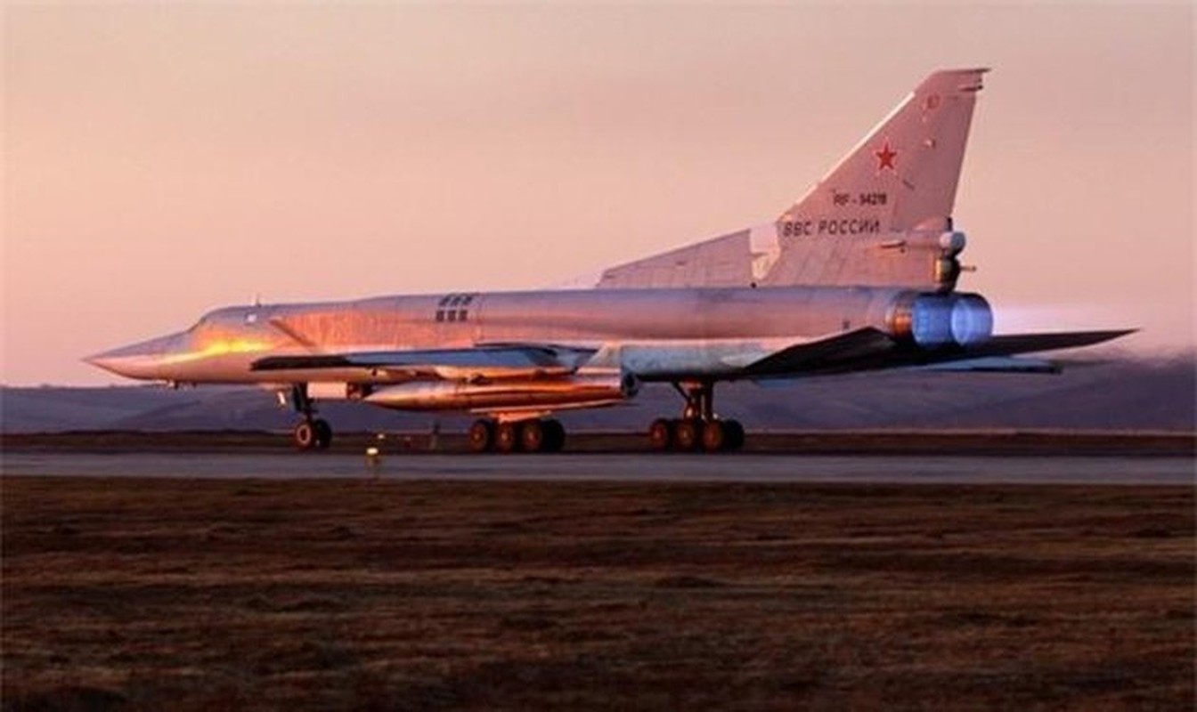 Khong phat trien may bay nem bom moi, Nga dat cuoc toan bo vao Tu-22M3M-Hinh-7