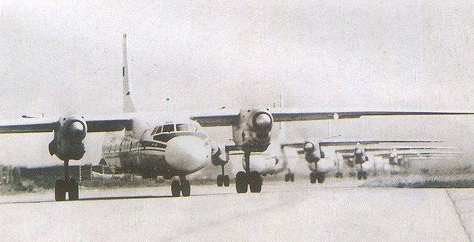Nhiem vu khong tuong cua may bay An-26 Viet Nam nhung nam 1984 - 1985