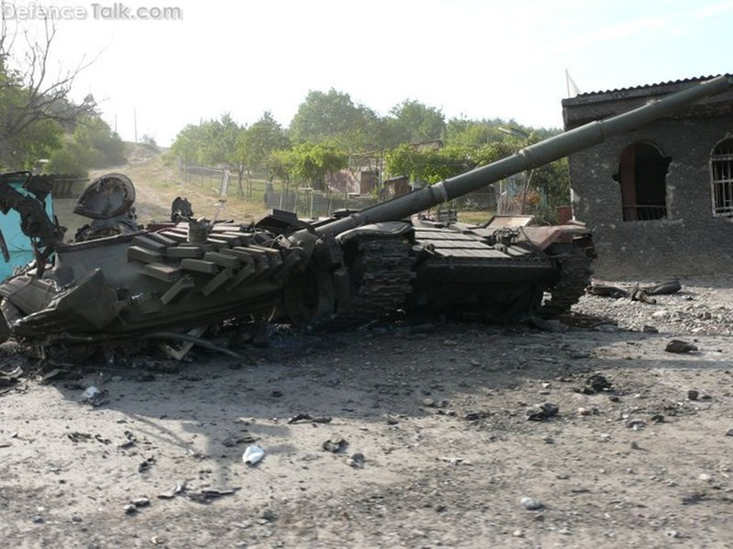 Nghi van ca lo xe tang T-90 Syria vua nhan da bi Israel diet gon-Hinh-10