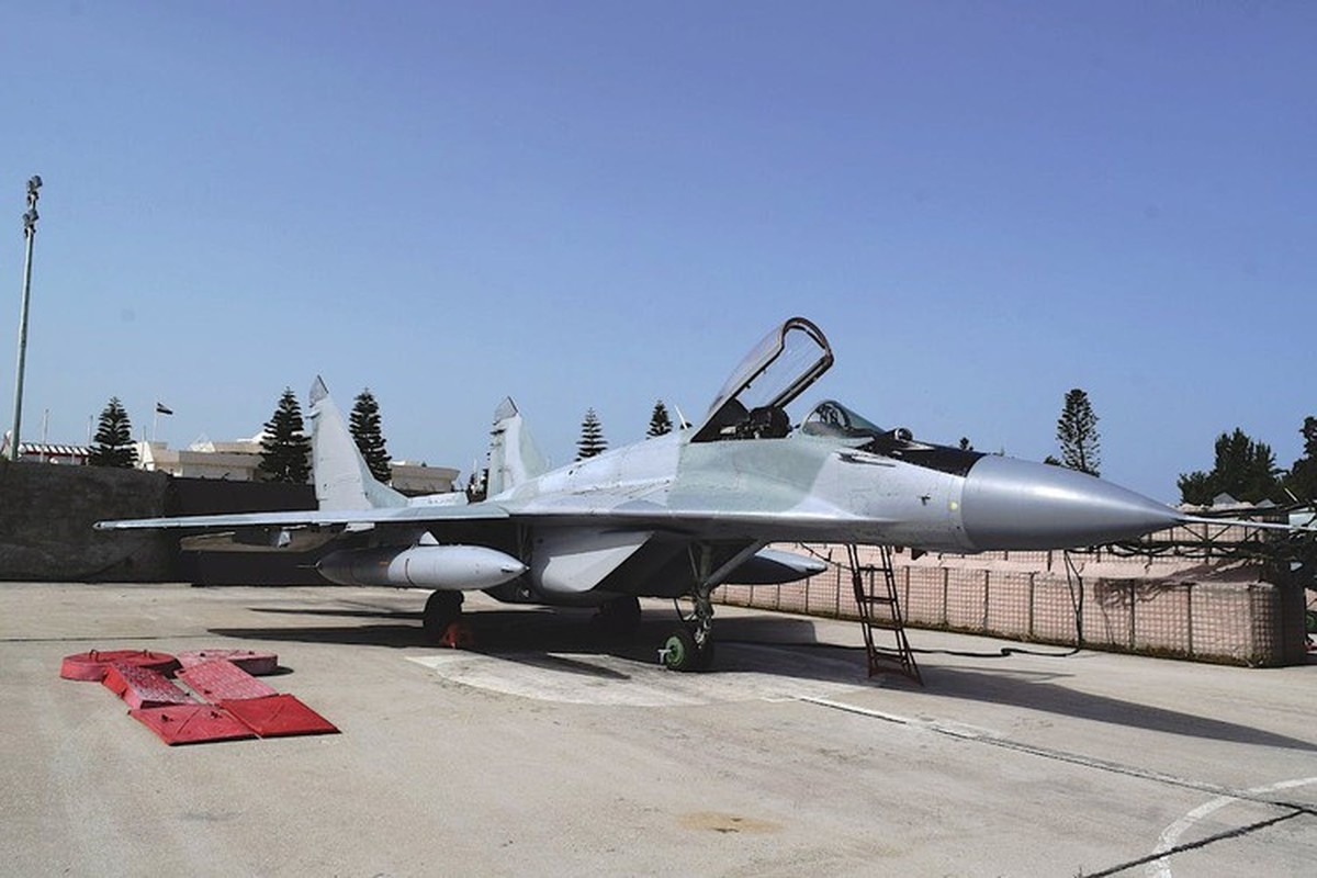 Su-24 khong kich o Libya, hon 5000 quan than Tho Nhi Ky dau hang-Hinh-3