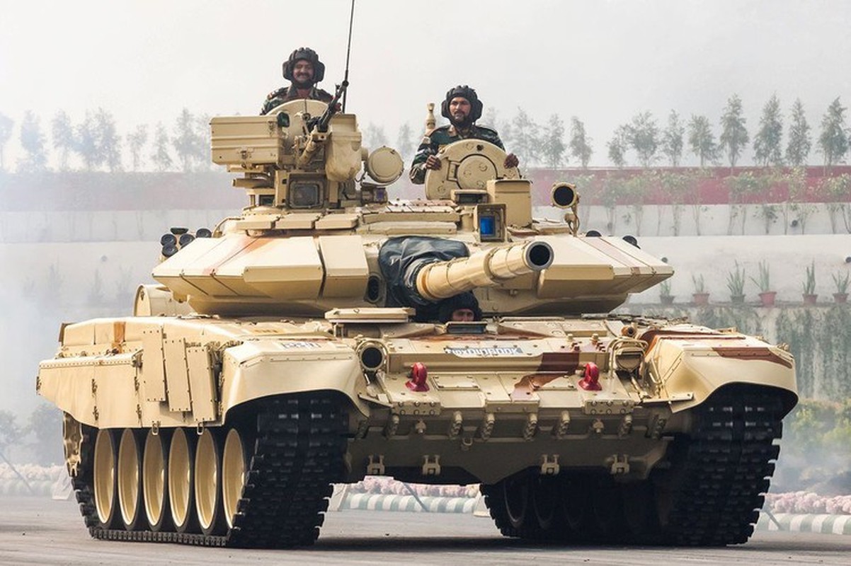 Lo linh Trung Quoc vuot bien gioi, An Do trien khai 12 xe tang T-90-Hinh-21