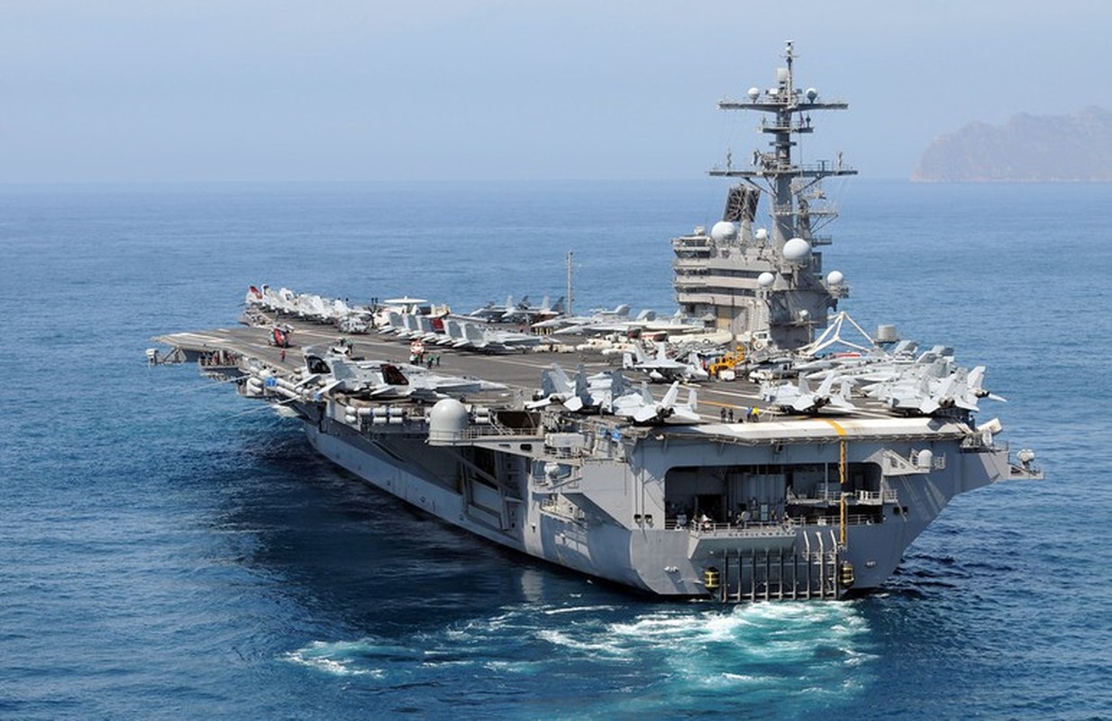 Tau san bay USS George H.W. Bush 