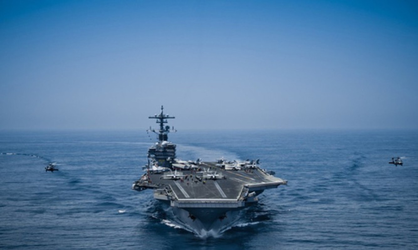 Tau san bay USS George H.W. Bush 