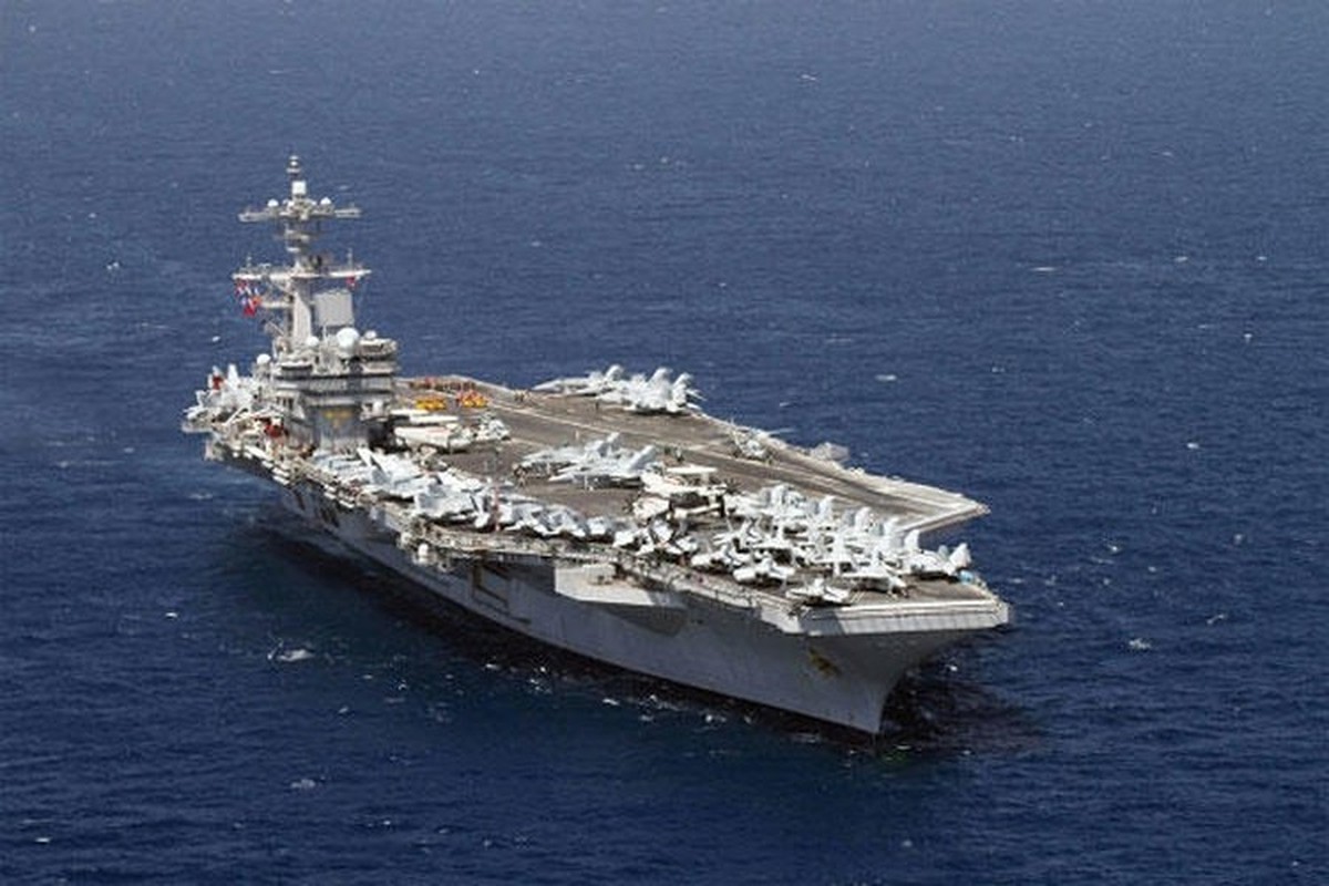 Tau san bay USS George H.W. Bush 