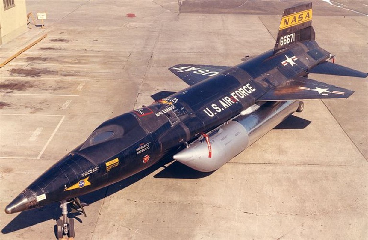 May bay North American X-15 van giu ky luc toc do sau 60 nam-Hinh-18