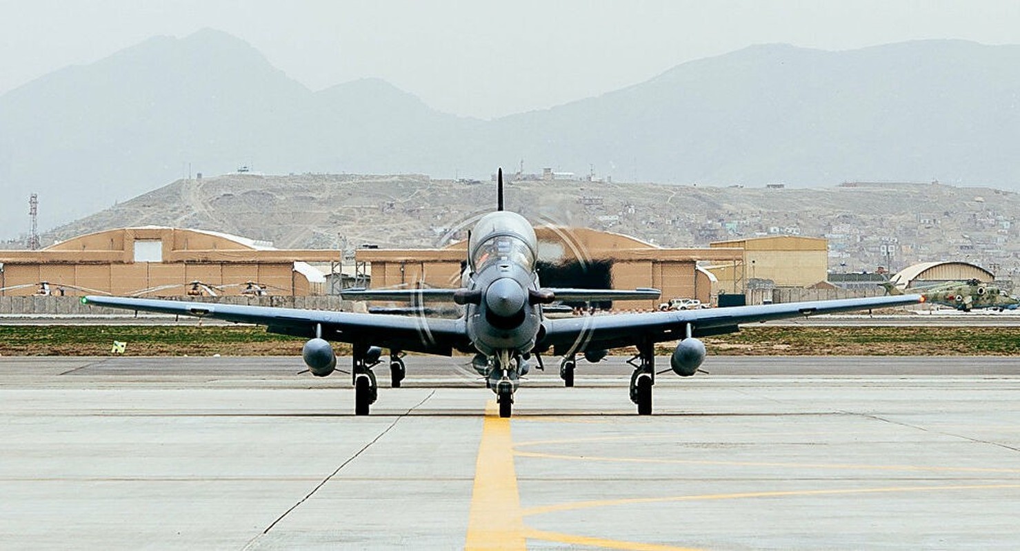 Tut doc khong phanh, Ukraine bo MiG-29 de dung 