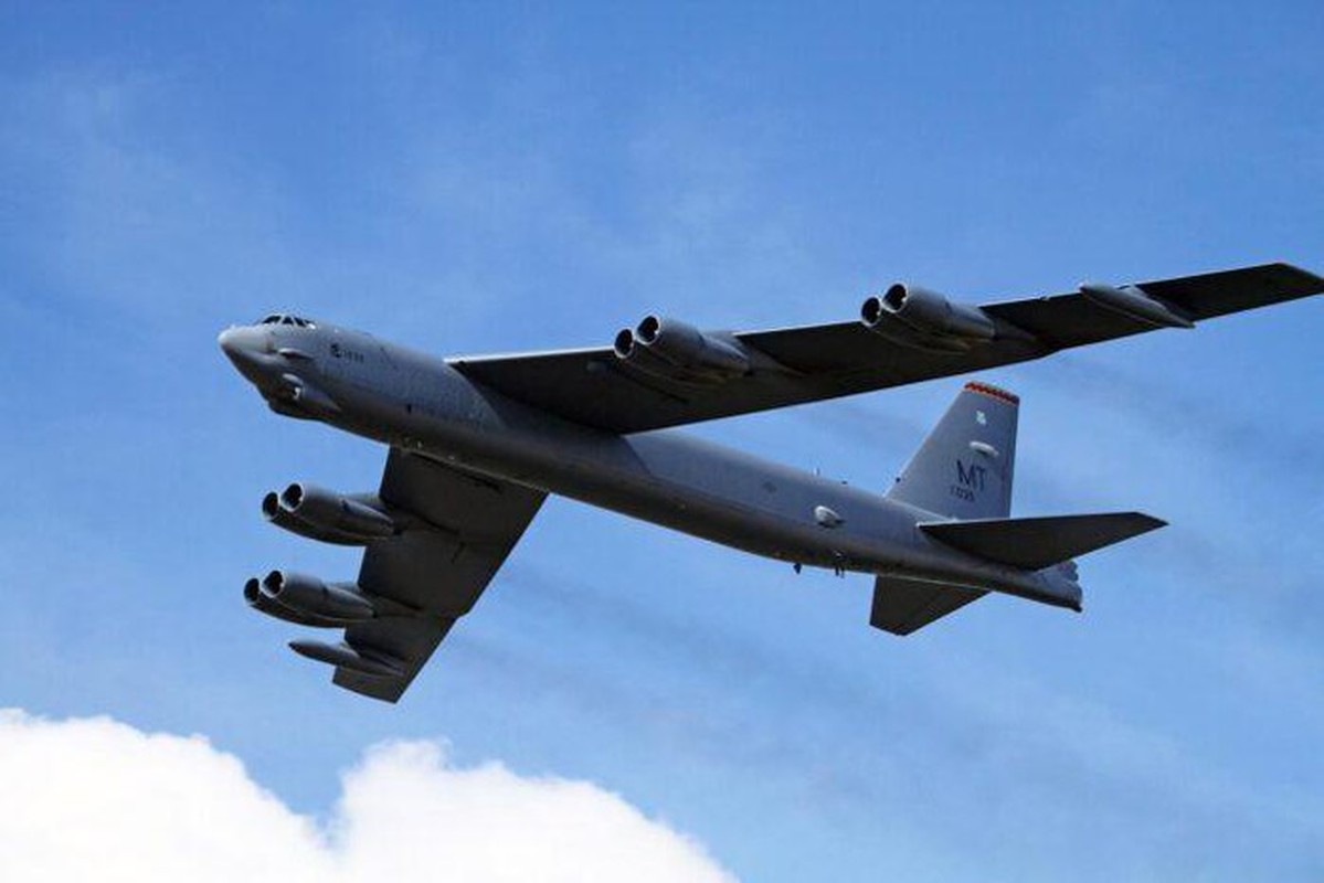 B-52 My thoai mai ra vao khong phan Ukraine, Nga nong mat-Hinh-7