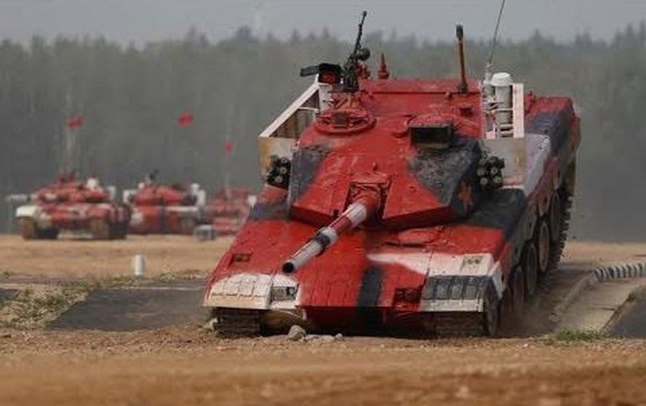 Xe tang Type-96B Trung Quoc bi mo xe sau khi thua T-72B3 Nga sat nut-Hinh-2