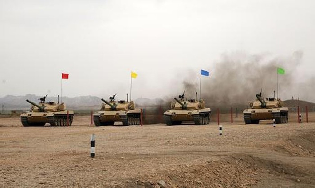 Xe tang Type-96B Trung Quoc bi mo xe sau khi thua T-72B3 Nga sat nut-Hinh-4