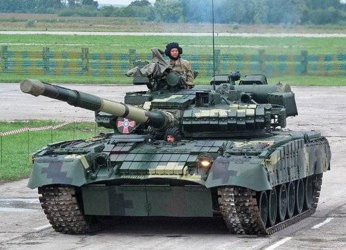 Vi sao loat thiet giap Ukraine che tu tang T-80 bi chon vui mai mai-Hinh-8