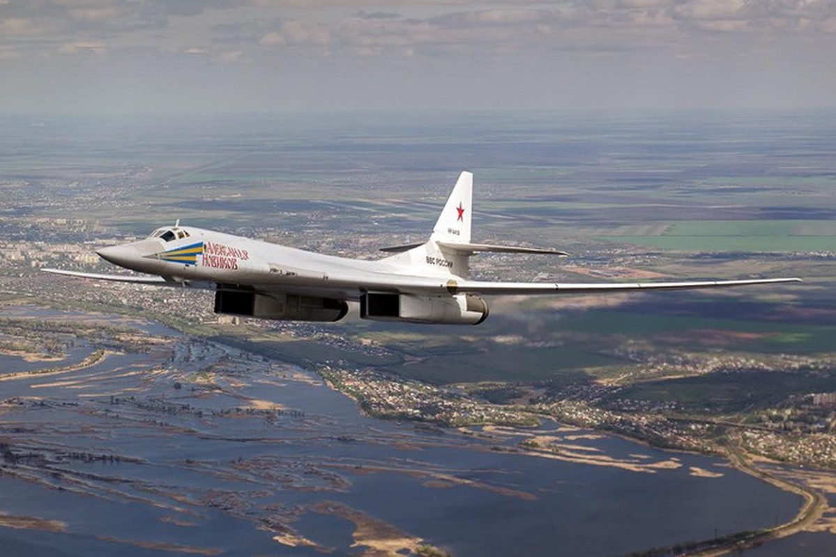 Ky luc tam bay cua Tu-160 Nga cha la gi so voi B-52 My?-Hinh-6