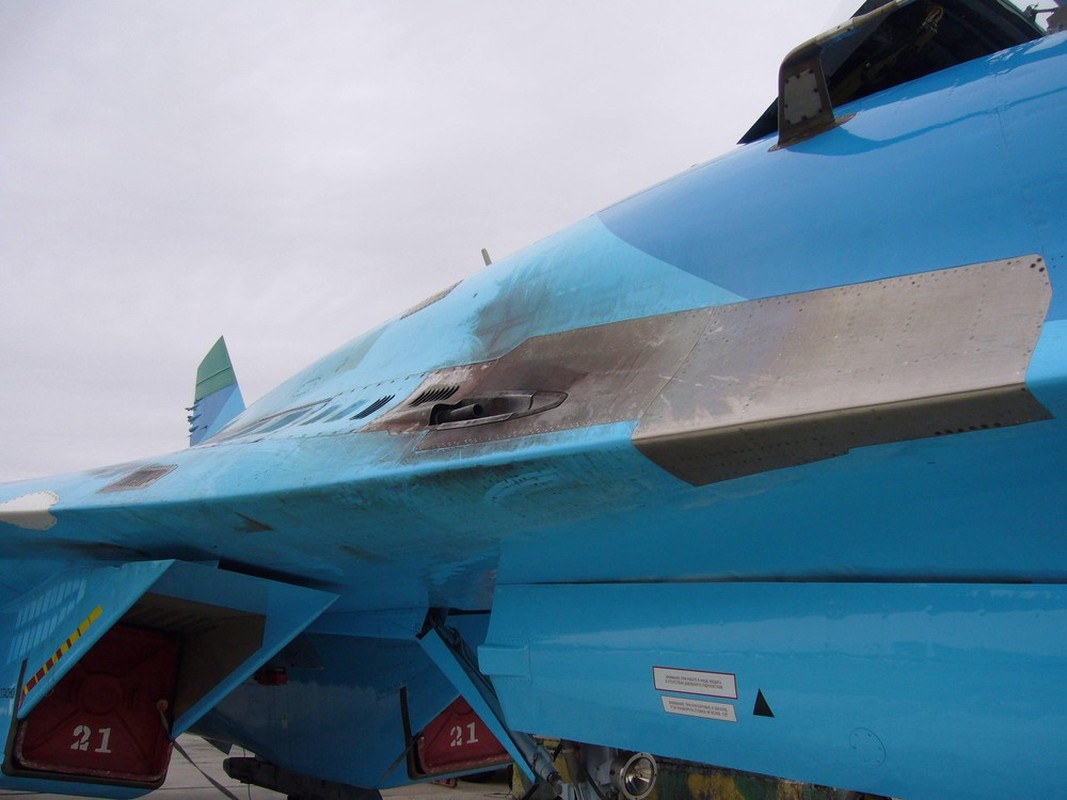 Phao cao toc 30mm Su-35 da 