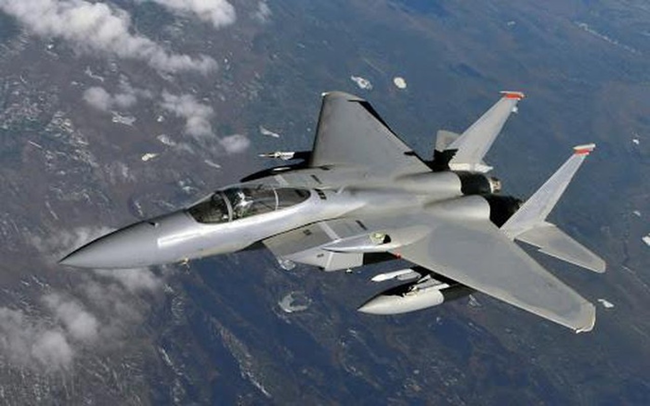 Ly giai vu F-15C xa het ten lua gia 4,5 trieu USD xuong bien-Hinh-3