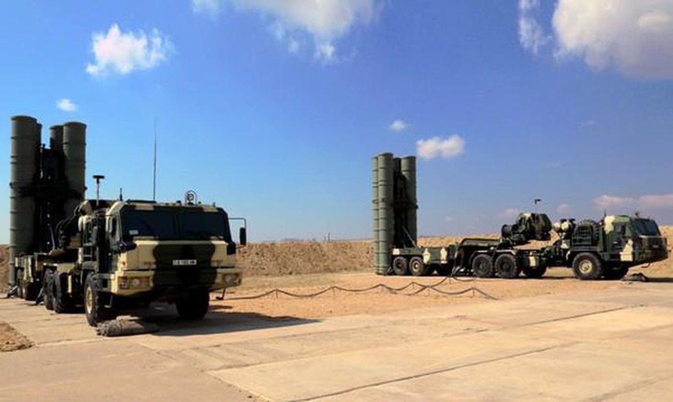 Chien su Azerbaijan - Armenia: Phong khong S-300PT quyet dau S-300PMU-2-Hinh-11