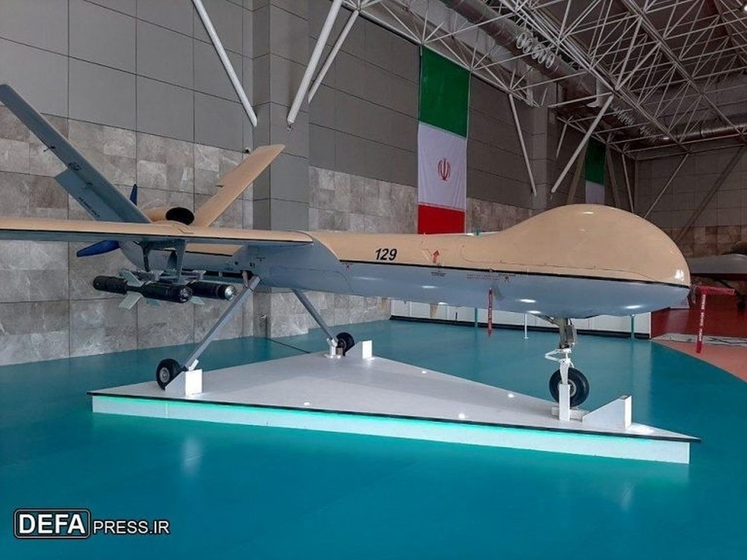 Iran khoe UAV toi tan giup tau cao toc co them don danh moi-Hinh-5