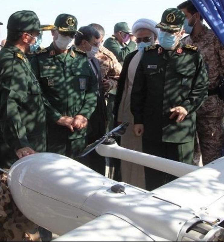 Iran khoe UAV toi tan giup tau cao toc co them don danh moi-Hinh-8
