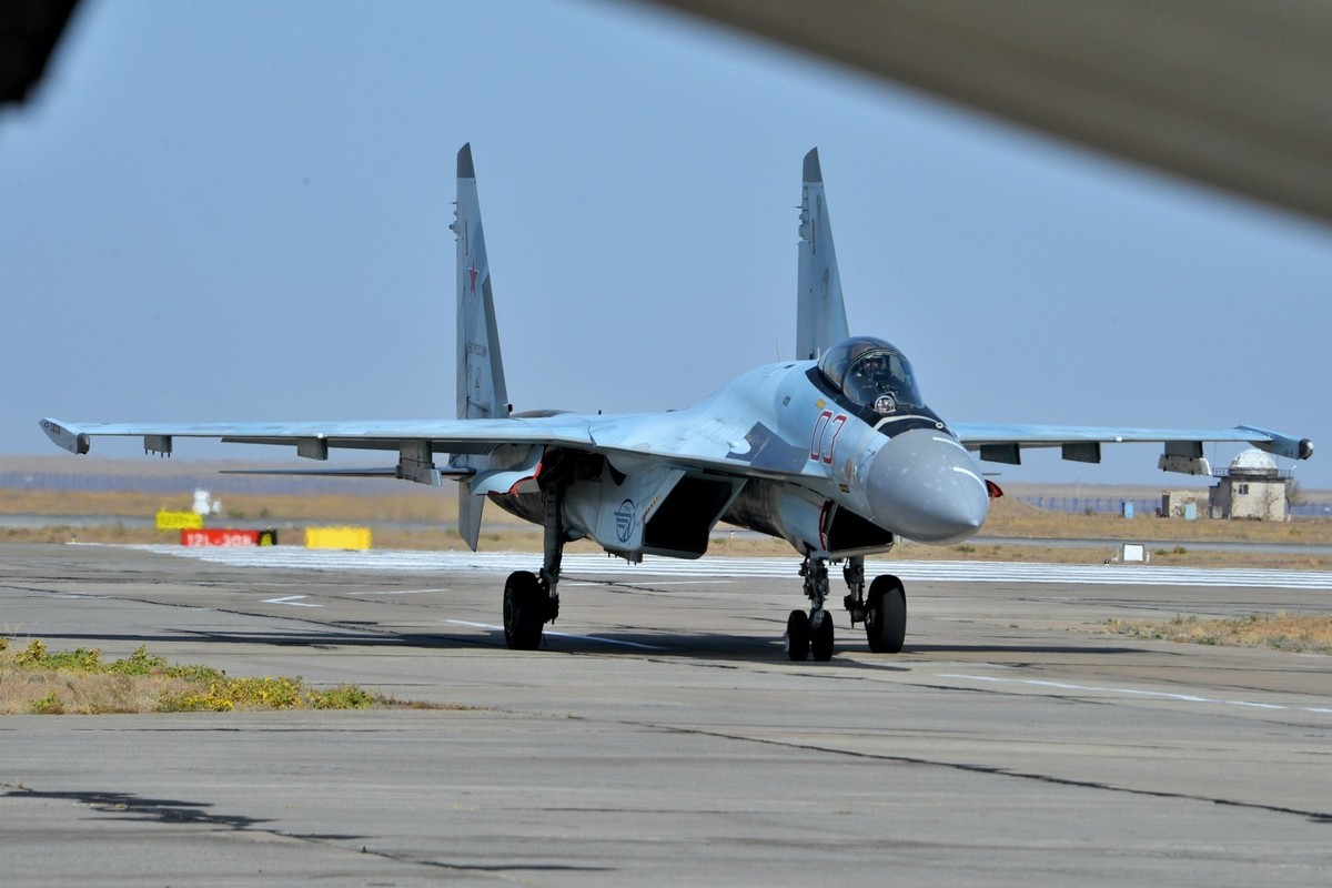 Su-57 bay 