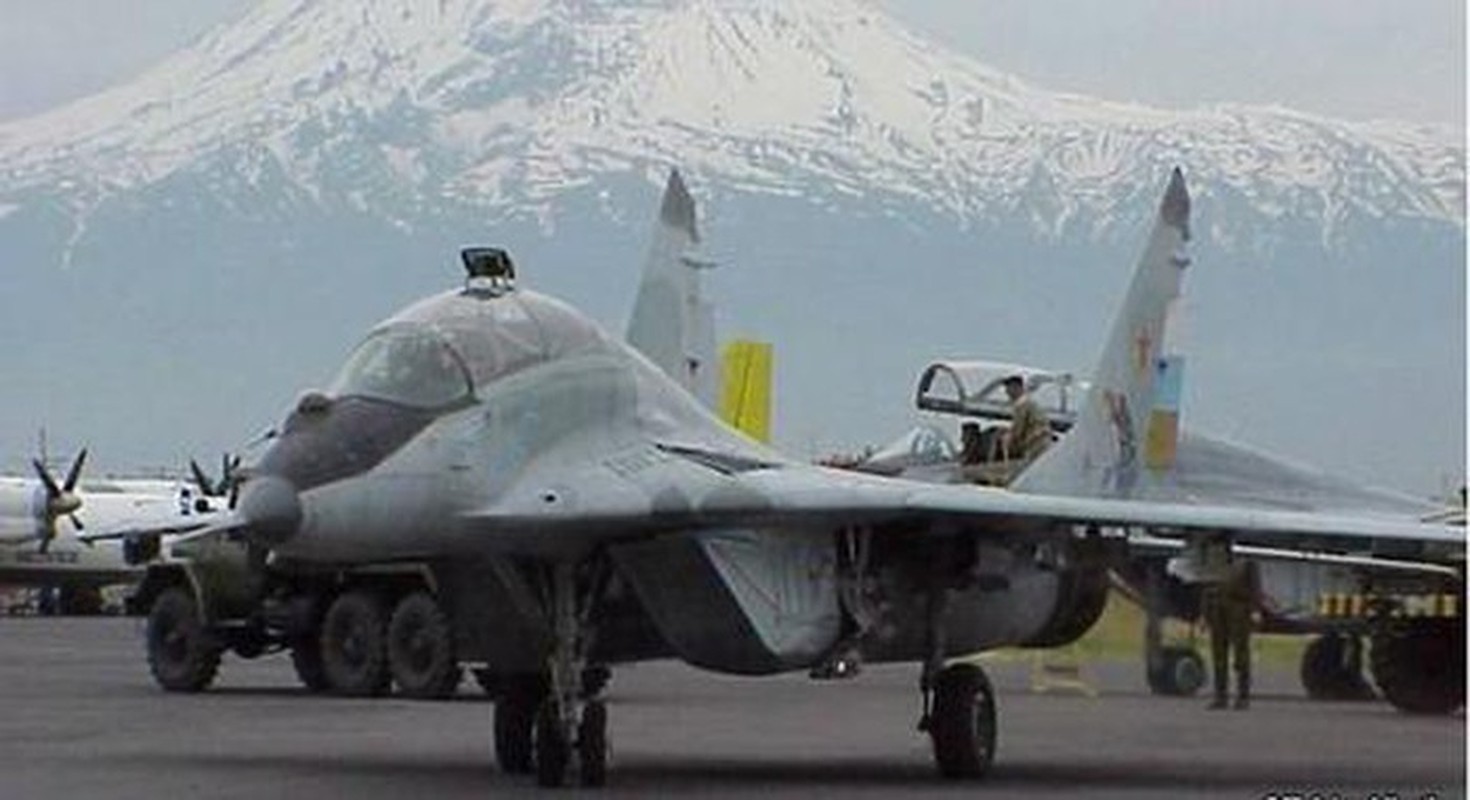 Dua hang loat MiG-29 den Armenia, Nga van noi 