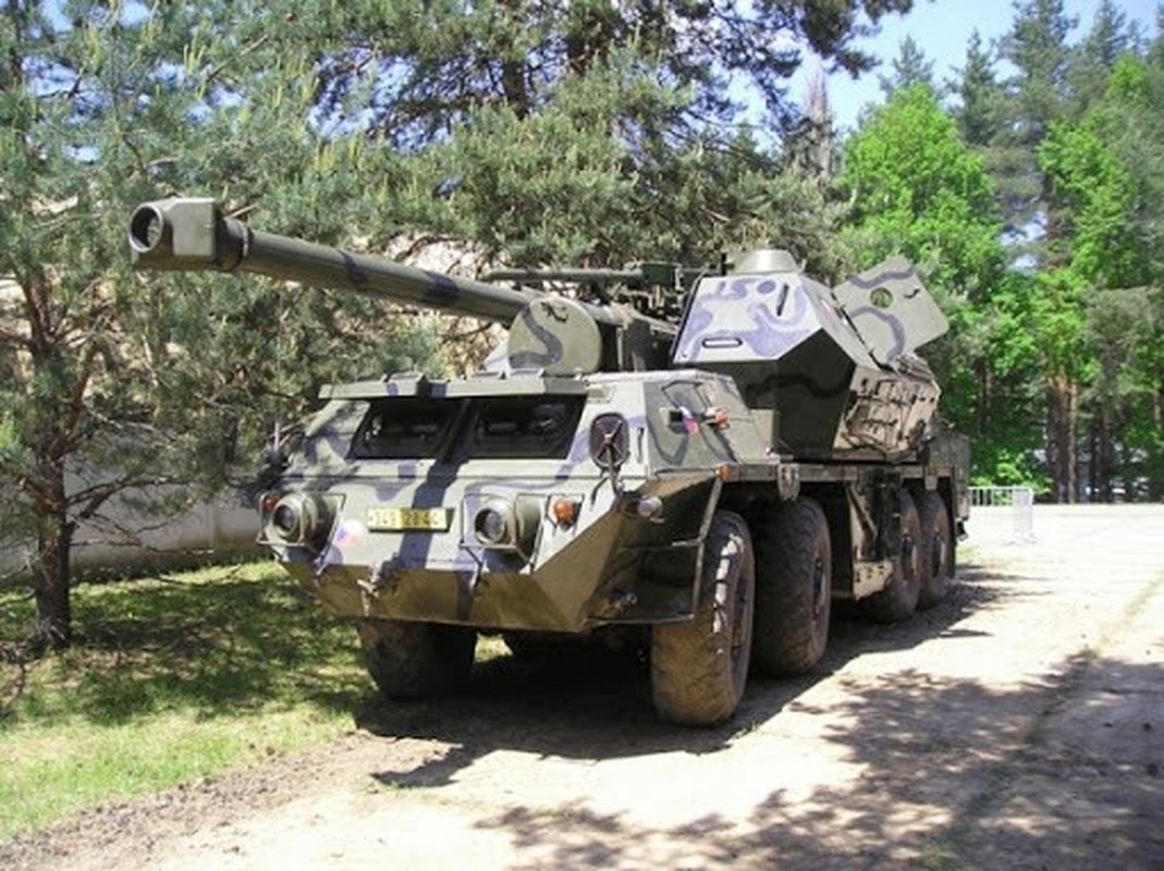 Ukraine mua phao tu hanh 152mm Dana cuc manh, ly khai mien Dong that kinh-Hinh-7