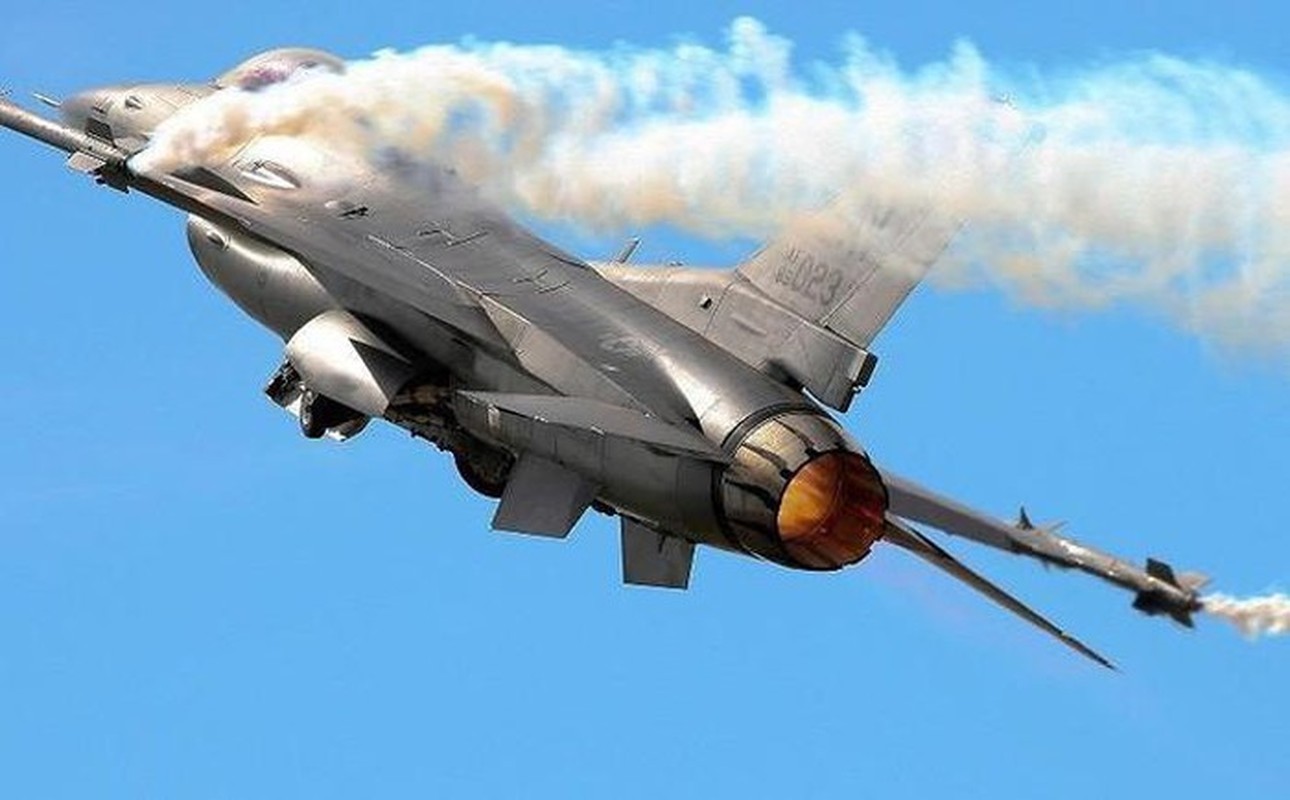 Tiec nuoi phi doi F-16V cuc manh cua Dai Loan phai nam dat-Hinh-14
