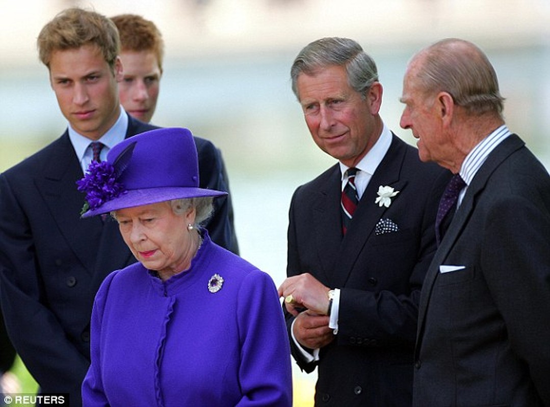 Anh hiem ve Cong nuong Diana va Nu hoang Elizabeth II-Hinh-15