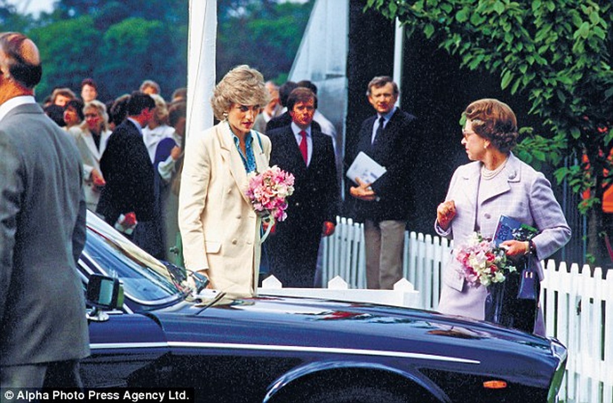 Anh hiem ve Cong nuong Diana va Nu hoang Elizabeth II-Hinh-3