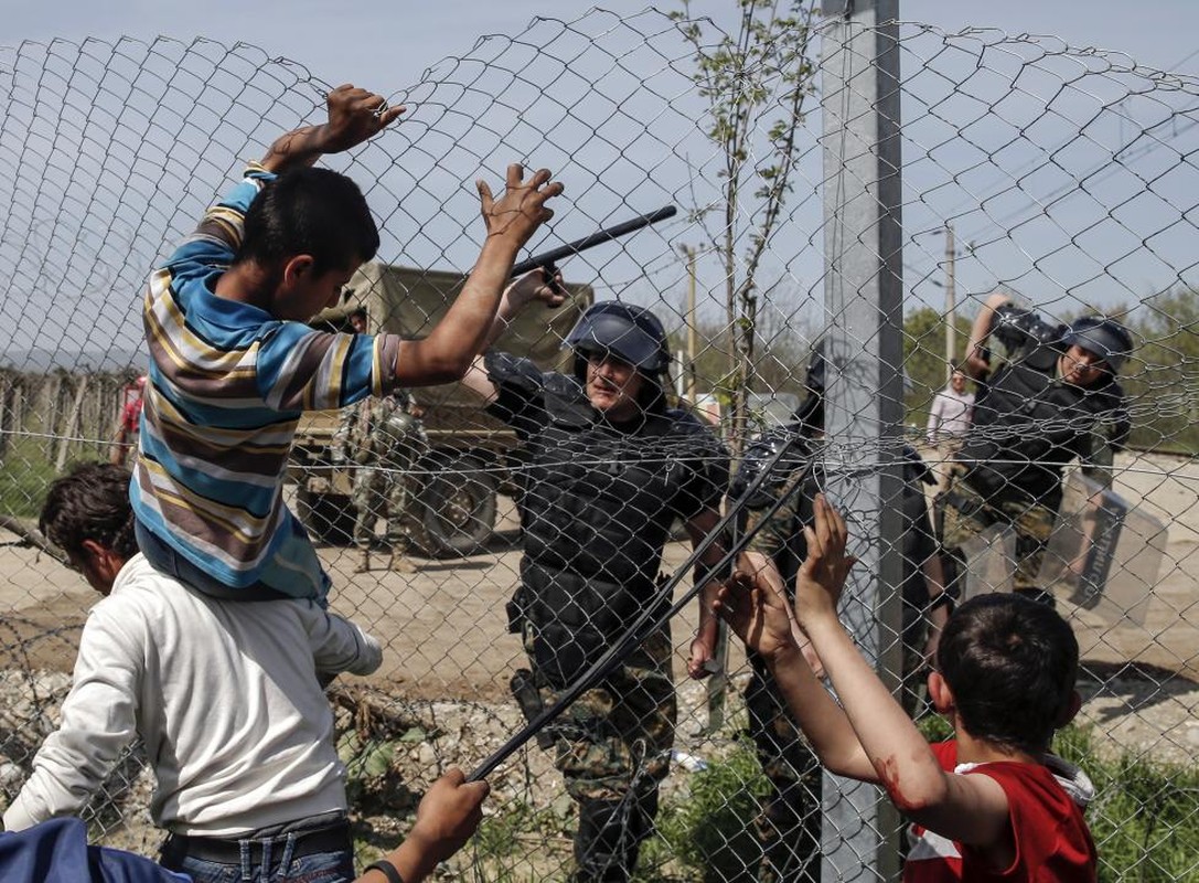 Canh khon cung cua nhung nguoi ti nan tai trai Idomeni-Hinh-2