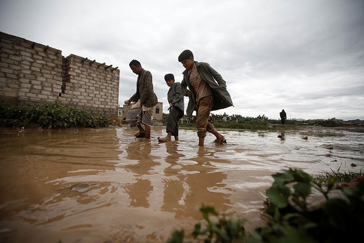 Canh tuong ngap lut kinh hoang o Yemen-Hinh-8