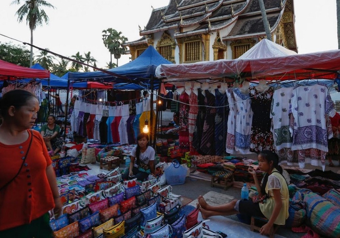 Kham pha co do Luang Prabang huyen bi o Lao-Hinh-7