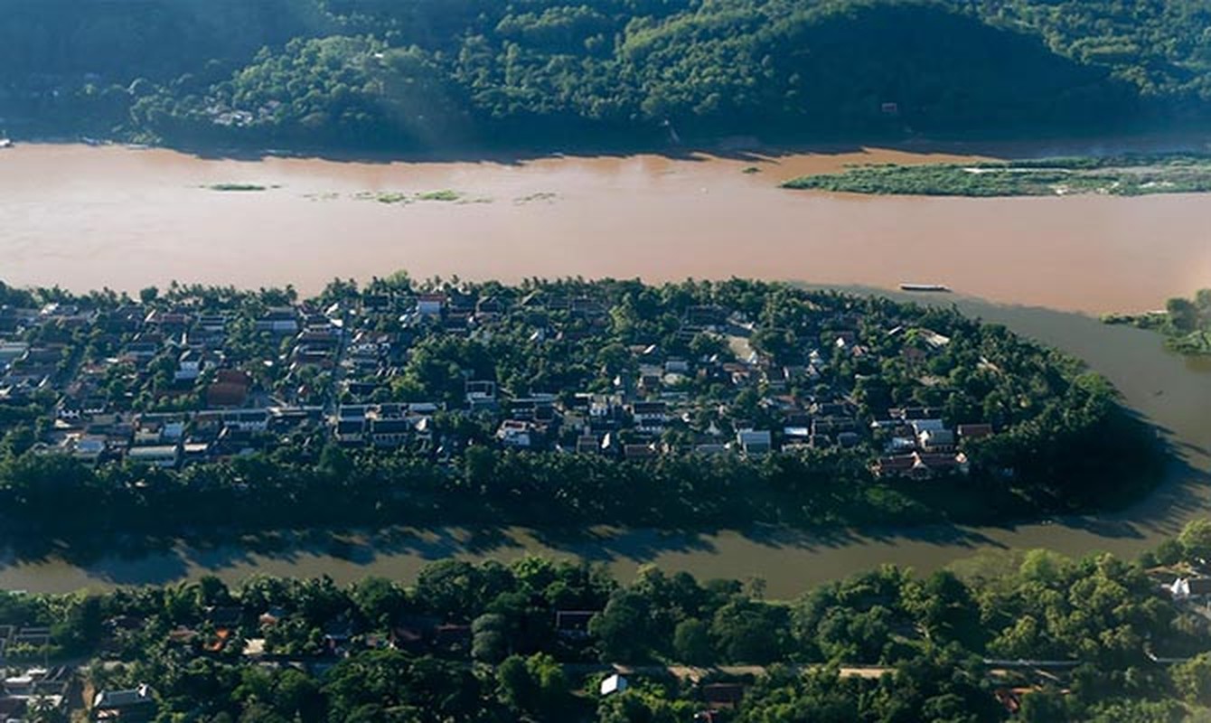 Kham pha co do Luang Prabang huyen bi o Lao