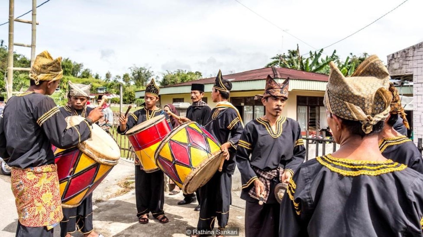 Cong dong mau he lon nhat the gioi o Indonesia-Hinh-5