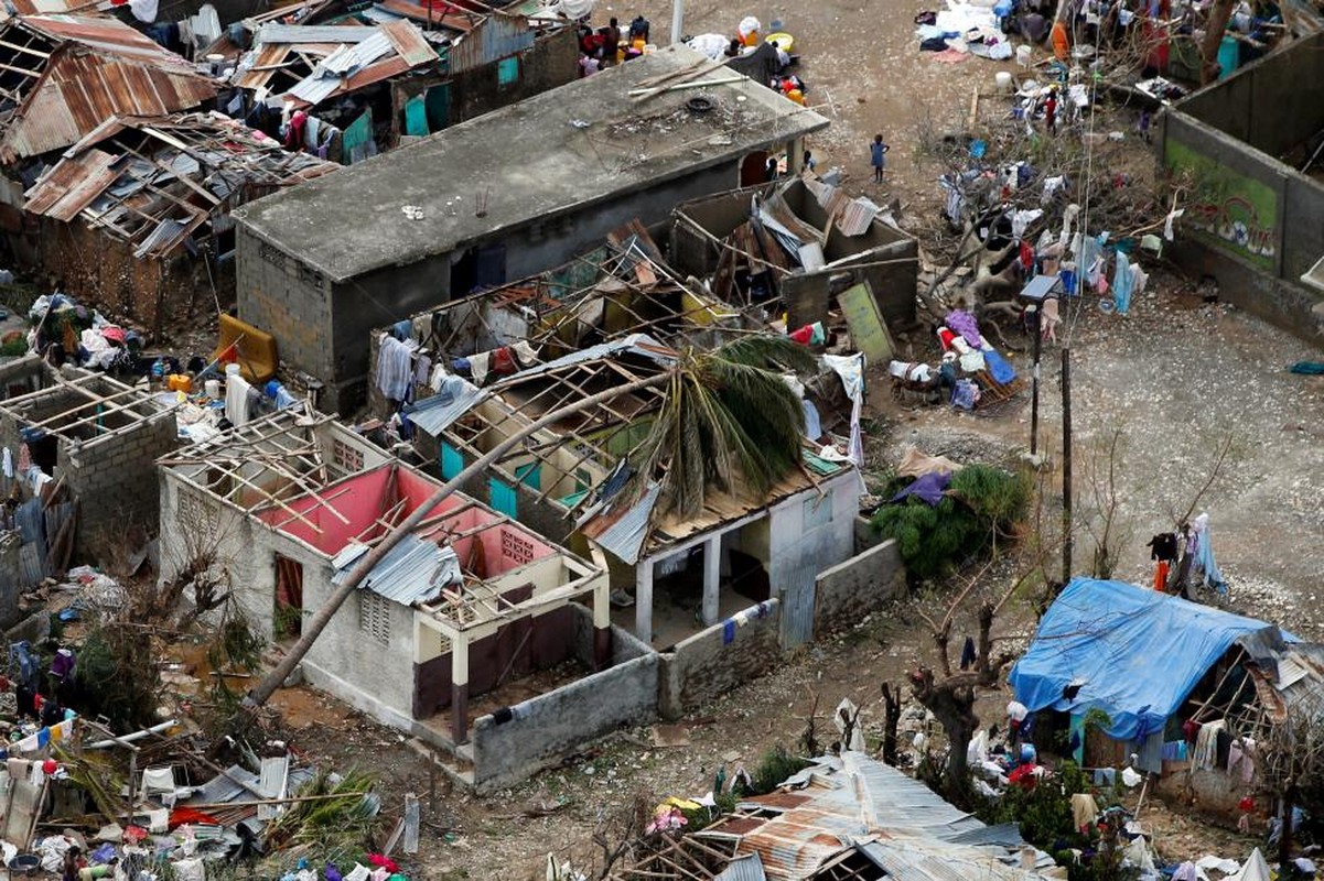 Anh Haiti tan hoang sau sieu bao Matthew nhin tu tren cao