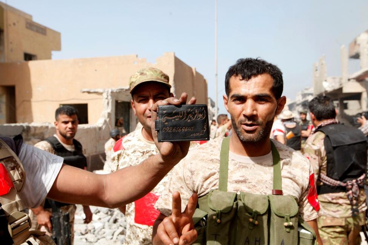 Libya danh duoi phien quan IS cuoi cung khoi thanh pho Sirte-Hinh-9