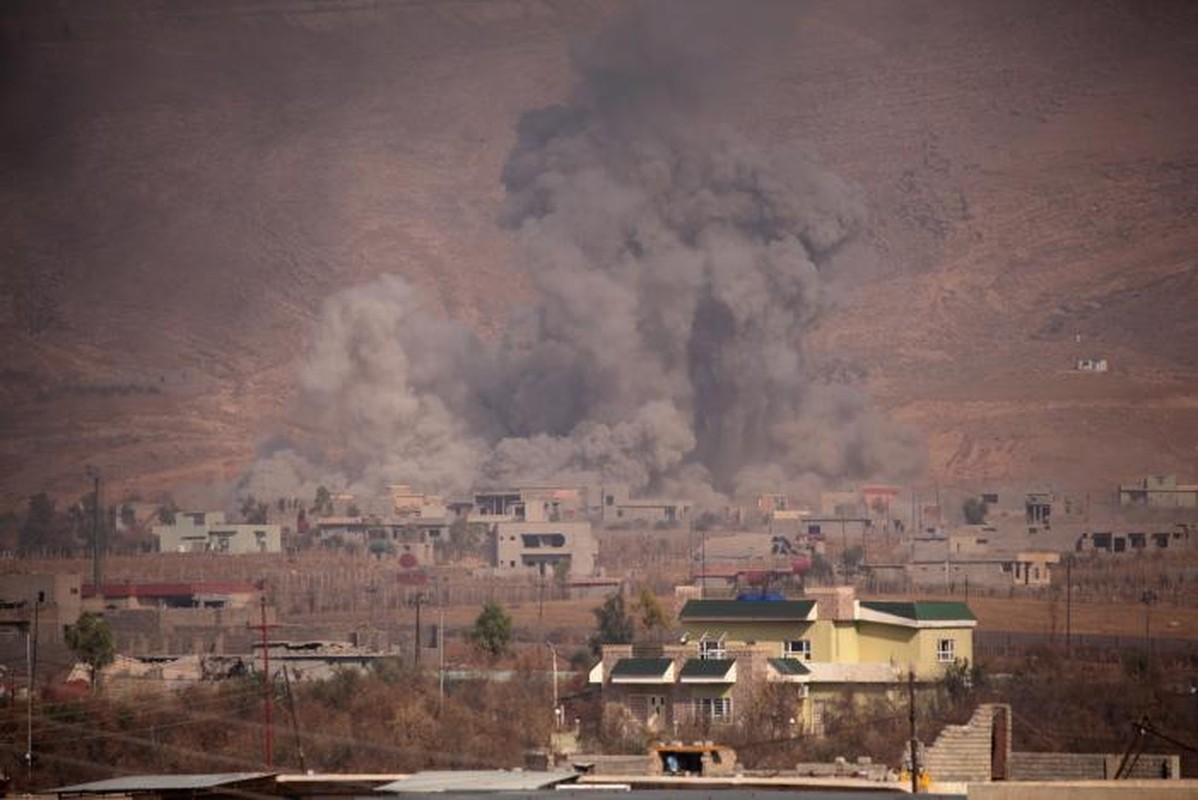 Anh: Giao tranh ac liet giua nguoi Kurd va IS tai Mosul-Hinh-2